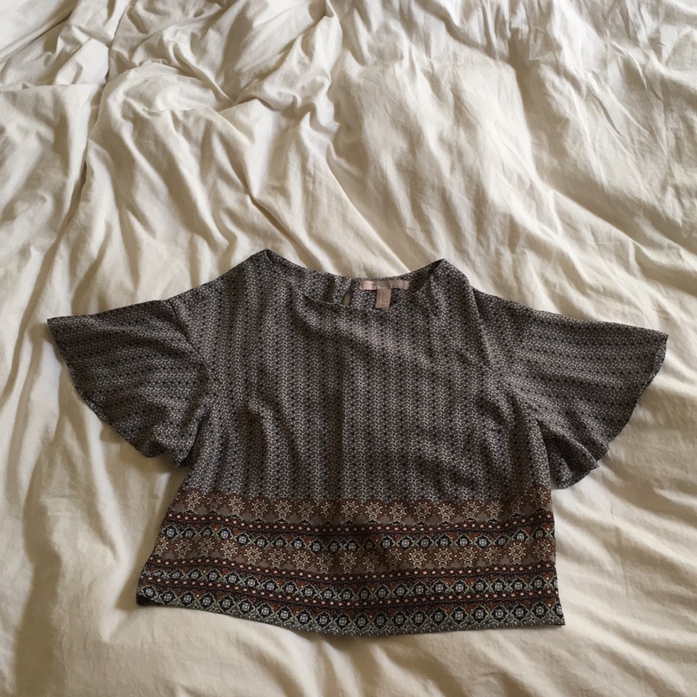 F21 Contemporary Top - Picture 2 of 6